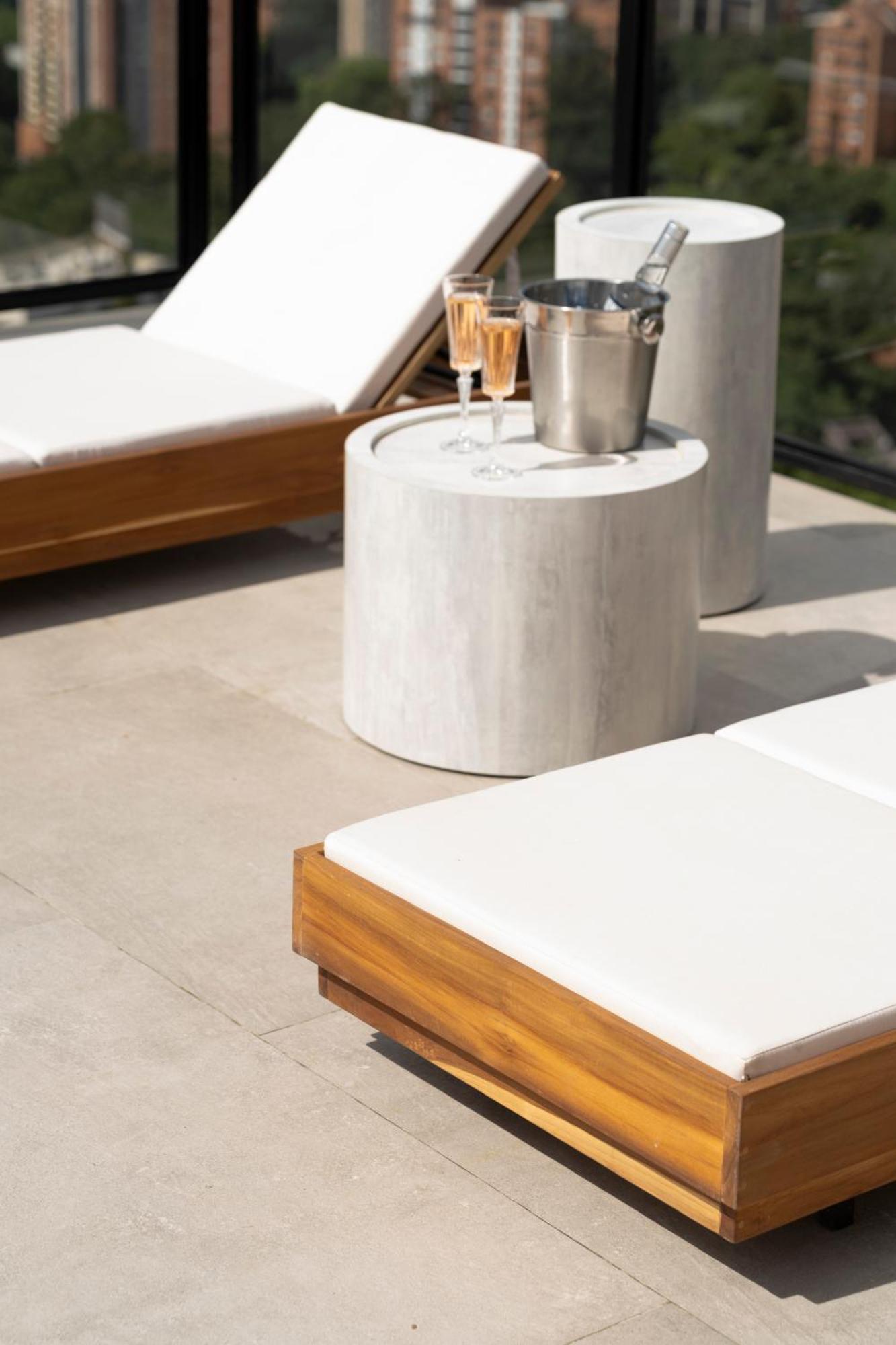 Apartment Kiin Living- 
