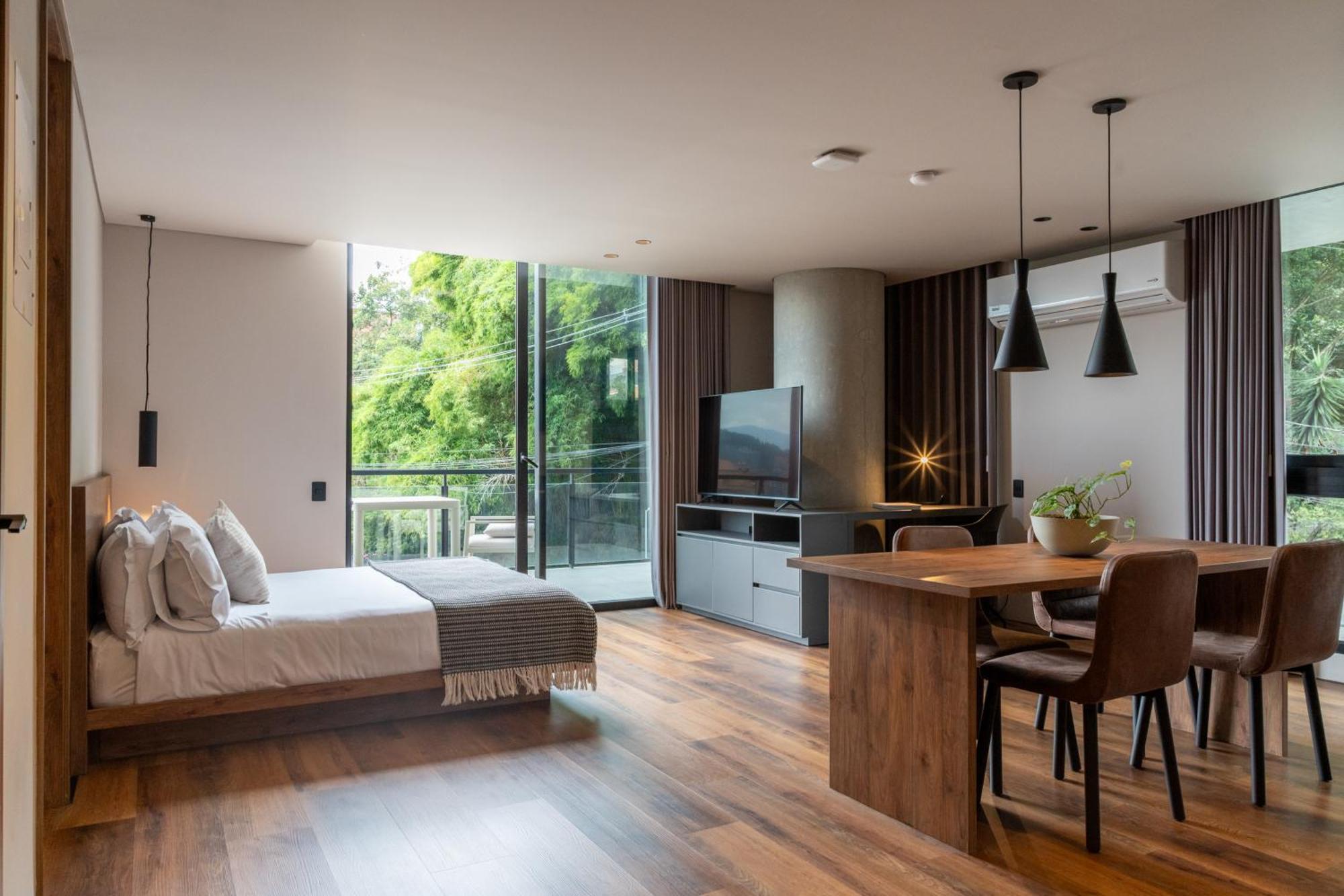 Apartment Kiin Living- 